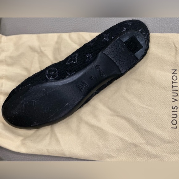 Louis Vuitton black flats. Worn twice. - Picture 2 of 3